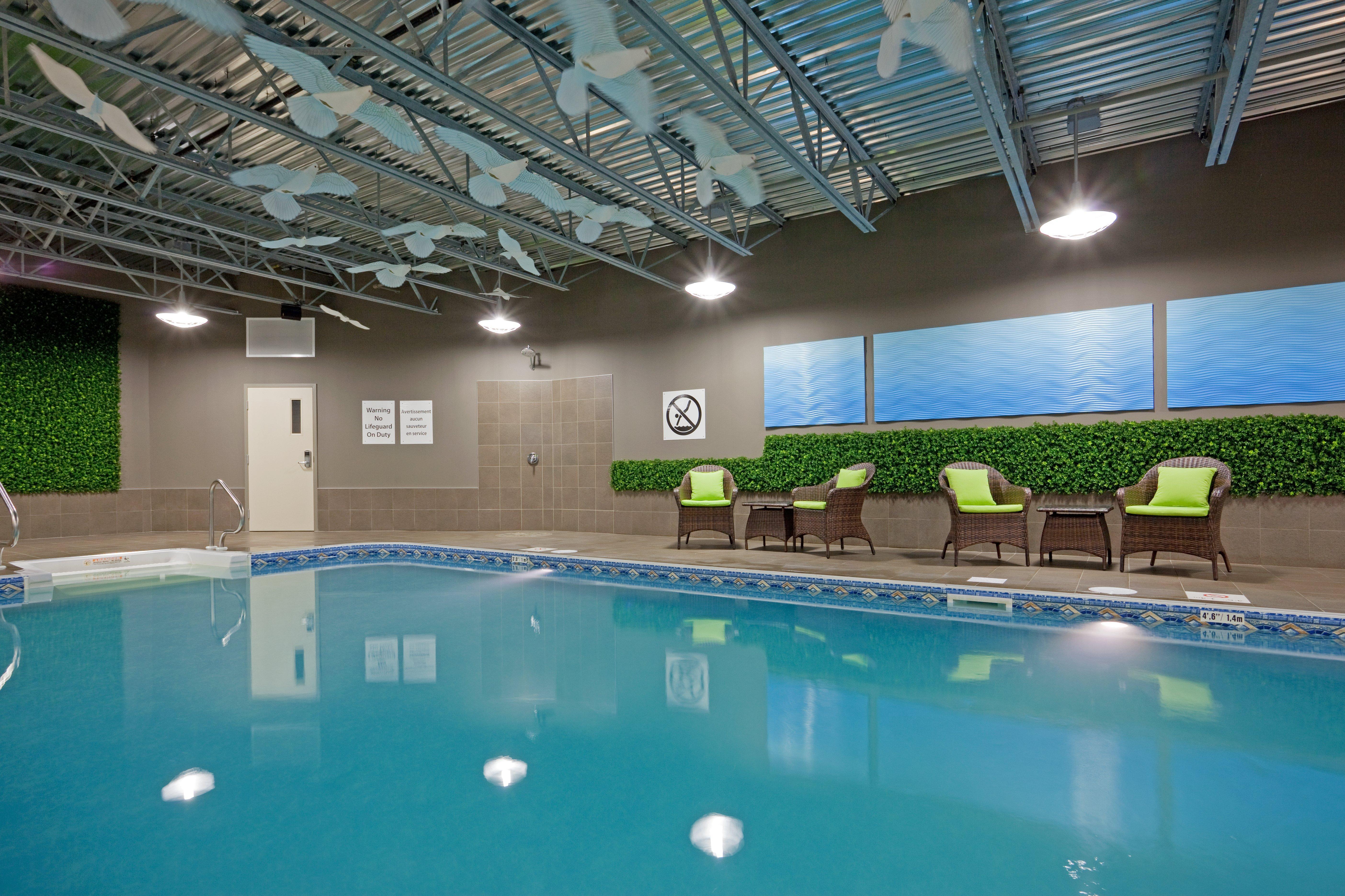 Holiday Inn Express Hotel & Suites Saint - Hyacinthe By Ihg Екстер'єр фото